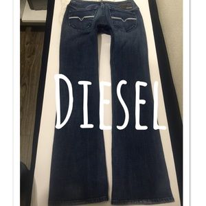 Diesel jeans size 26 X 32 CHEROCK💜